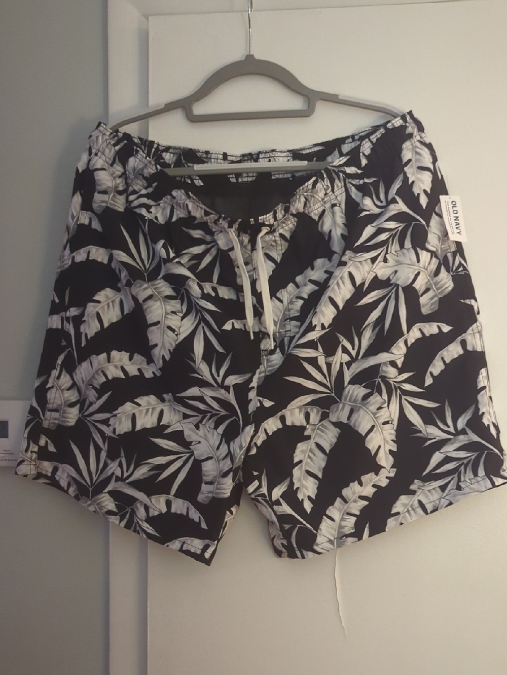 Old Navy Black and White Tropical Drawstring Swim Trunks